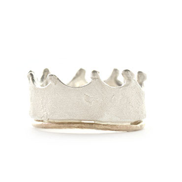 Crown ring in silver with gold