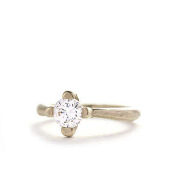 engagement ring with 0,90ct diamond - Wim Meeussen Antwerp