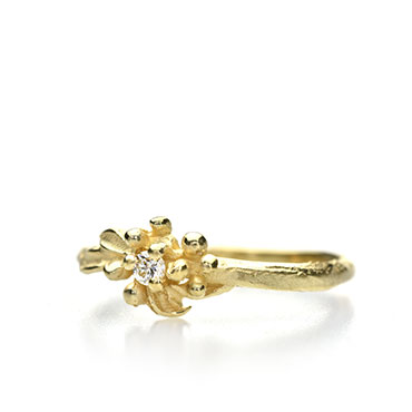 Engagement ring with fine natural details - Wim Meeussen Antwerp