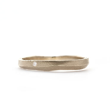 Smal ring with thin grain and diamond - Wim Meeussen Antwerp