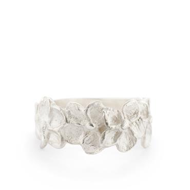 SILVER RING WITH FLOWERS