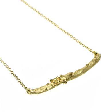 Gold necklace with floral pattern