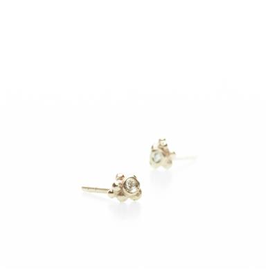 Earrings in white gold