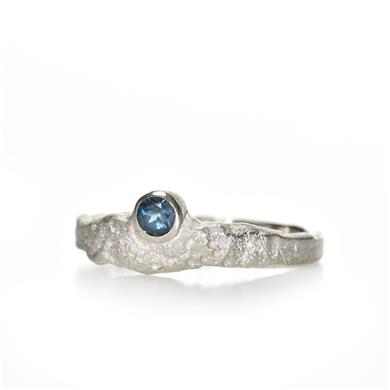 Ring in silver with London topaz london blue - Wim Meeussen Antwerp