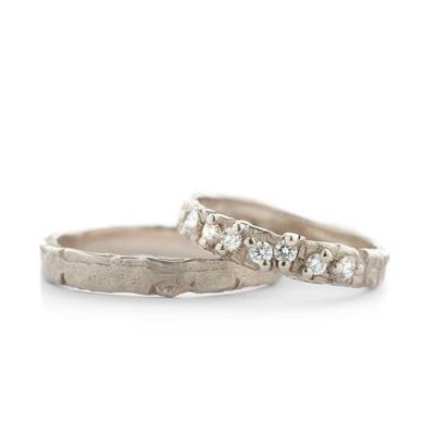Fine golden wedding rings with diamants - Wim Meeussen Antwerp