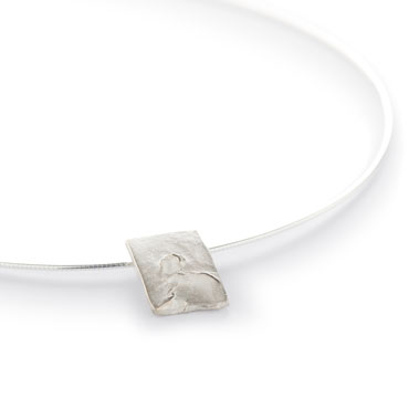 Rough rectangular pendant in silver - Wim Meeussen Antwerp