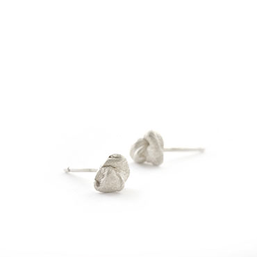little knot earrings in silver
