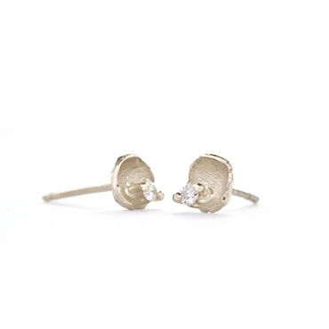 Boucles d'oreille cuve avec diamant - Wim Meeussen Anvers