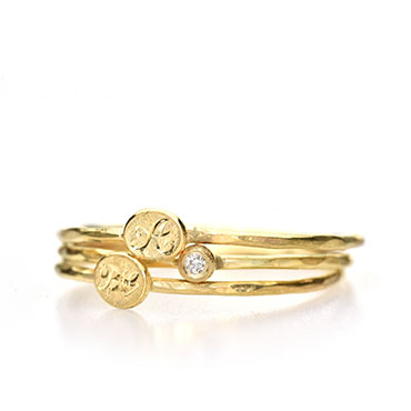 stacking rings with engraving or diamond - Wim Meeussen Antwerp