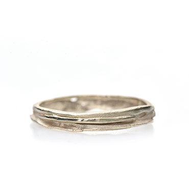 Thin ring with refined structure - Wim Meeussen Antwerp