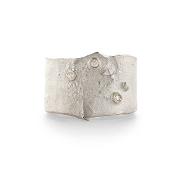 Bague large avec 3 diamants - Wim Meeussen Anvers