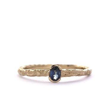 Ring with sapphire