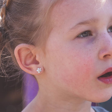 Children earrings in silver - Flower - Wim Meeussen Antwerp