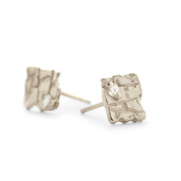 mervi stud earrings