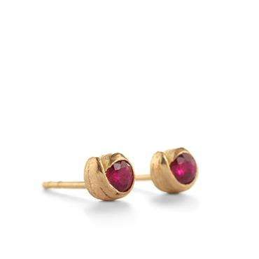 Boucles d'oreilles avec rubis - Wim Meeussen Anvers