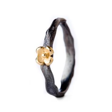 Ring in black silver - Wim Meeussen Antwerp