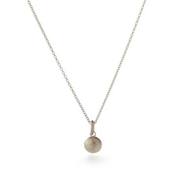 smooth, round mourning pendant in gold - Wim Meeussen Antwerp