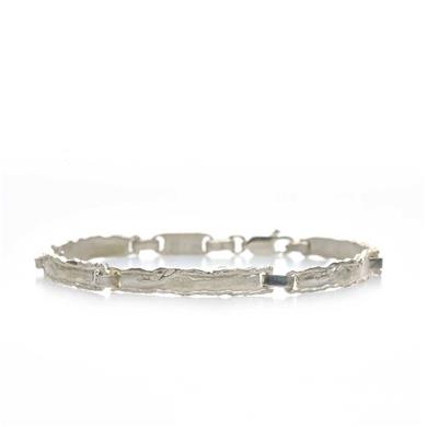 Rough-textured bracelet in silver