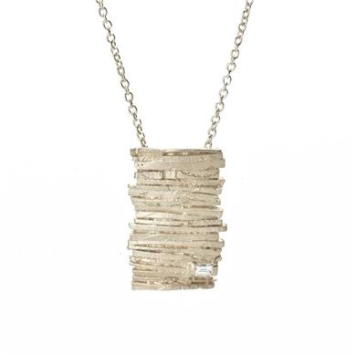 Gold pendant with baguette diamond - Wim Meeussen Antwerp