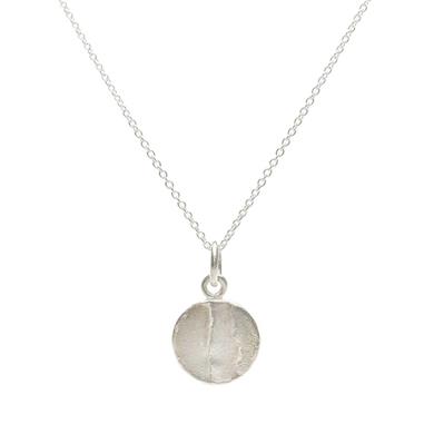 Round pendant with grain texture - Wim Meeussen Antwerp