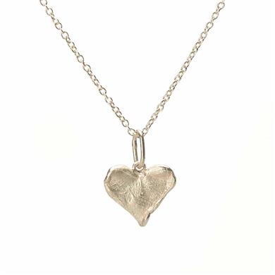 Gold pendant in the shape of a heart - Wim Meeussen Antwerp