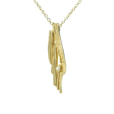 Gouden langwerpige hanger met diamant