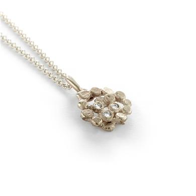 Hanger met schijfjes in wit goud