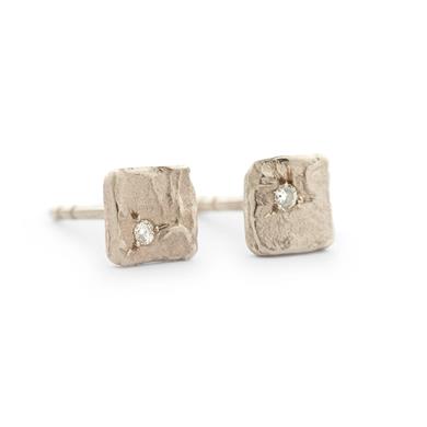 Boucles d'oreille carrée brut avec diamant