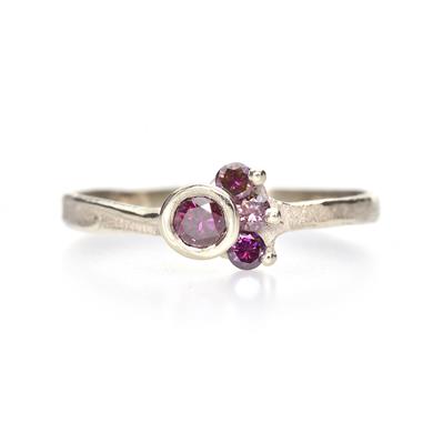 white gold ring with colored diamonds - Wim Meeussen Antwerp