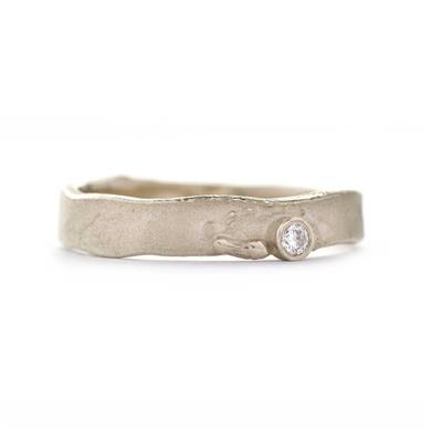 Anneau rugueux en or blanc avec diamant - Wim Meeussen Anvers