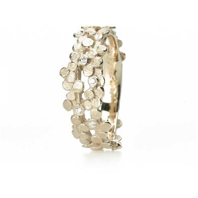 Gold ring with discs and diamonds - Wim Meeussen Antwerp