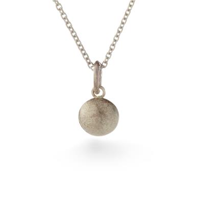 smooth, round mourning pendant in gold - Wim Meeussen Antwerp