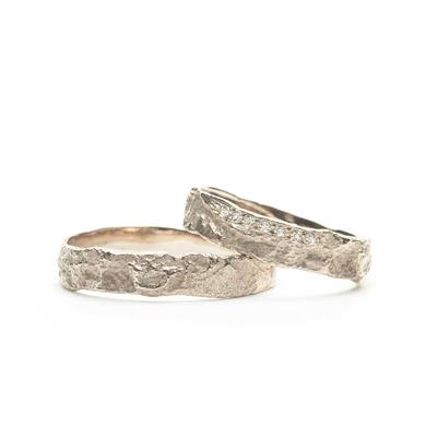 Fine golden wedding rings - Wim Meeussen Antwerp