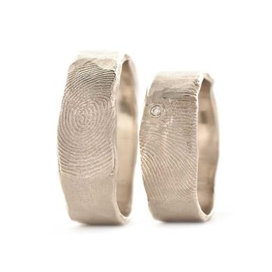 Wedding rings with fingerprint