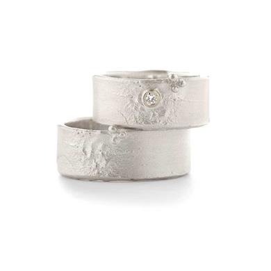Trouwring in zilver met subtiel detail - Wim Meeussen Antwerpen