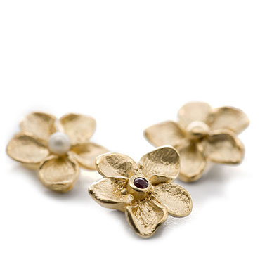 Golden pendant with ruby - Wim Meeussen Antwerp