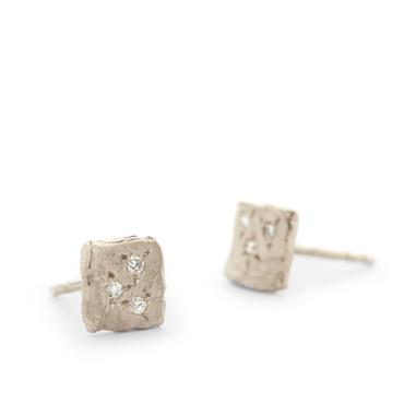 Rough-textured earrings with small diamonds - Wim Meeussen Antwerp