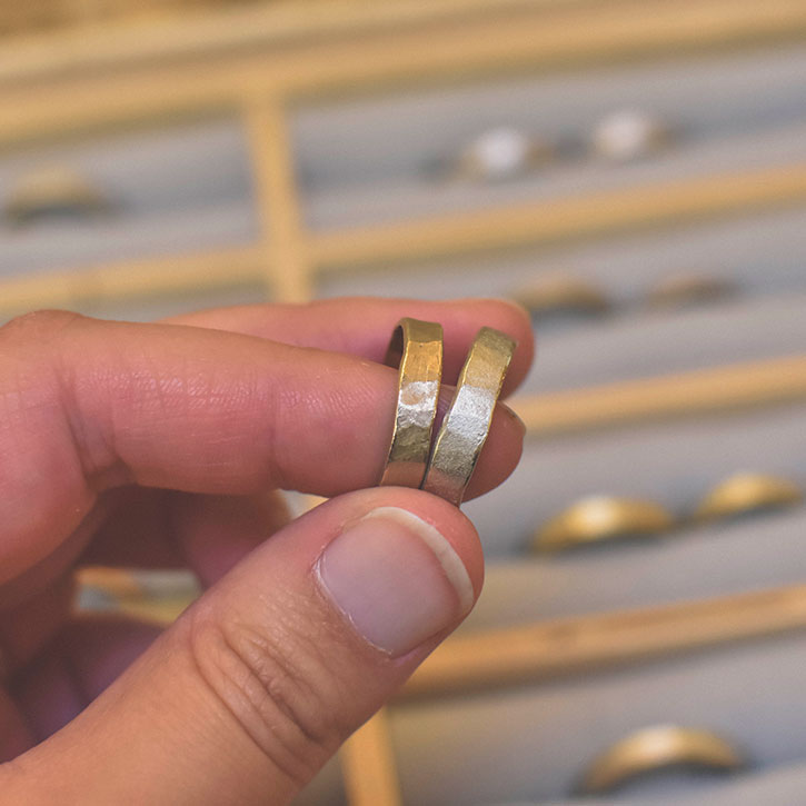 What's the difference between 18-and 14-carat gold